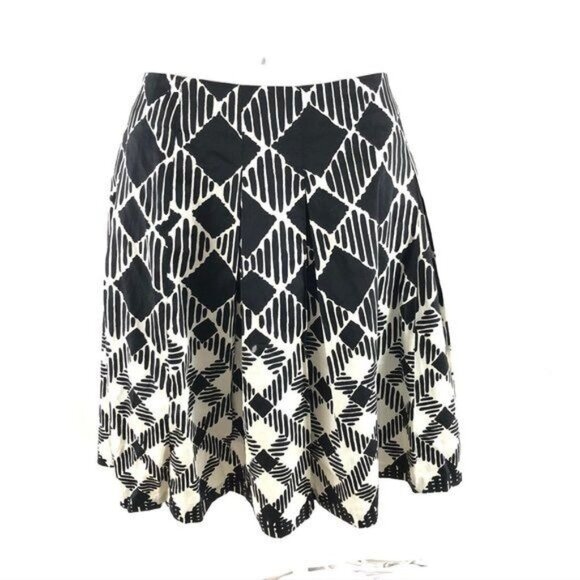 Talbots Black & White Geometric Pleated Lined Skirt Size 4 NWT - Picture 1 of 6